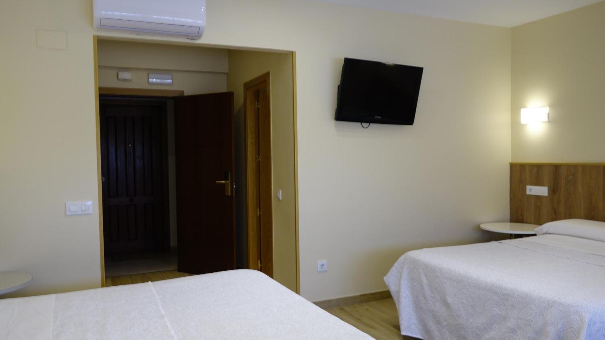 Tripolis Toledo Hotel Екстериор снимка